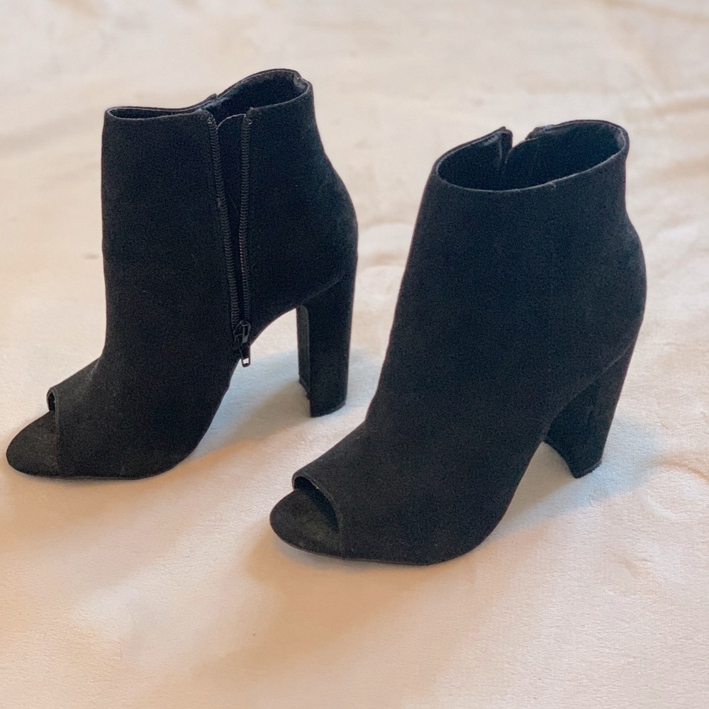 Size 7 Black Heel Booties